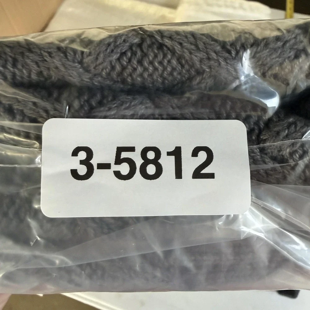 Preswick & Moore Sweater Mens Large Gray Cable Knit Crewneck Pullover Casual
